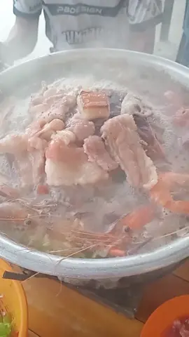 ฉลอง