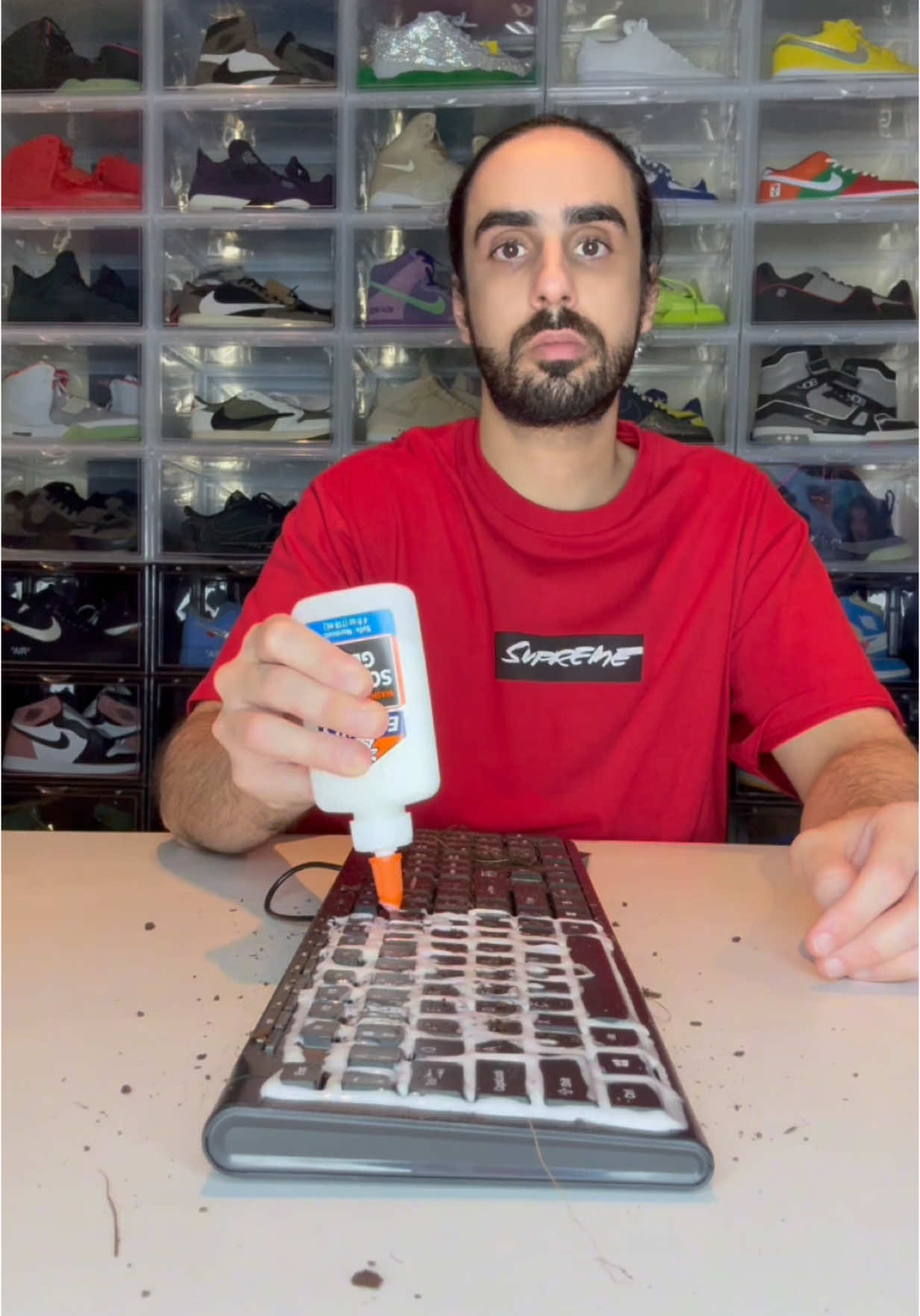 Keyboard Cleaning Hack 😵 #hacks #lifehacks #asmr #cleaning #asmr #satisfying #foryou #fyp #foryoupage #baderalsafar 