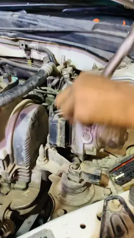 Engine vibration problem #engine mountain change #pageforyou #machanic #tipoftheday #machaniclife🧑‍🔧🔧🔧💯👌 