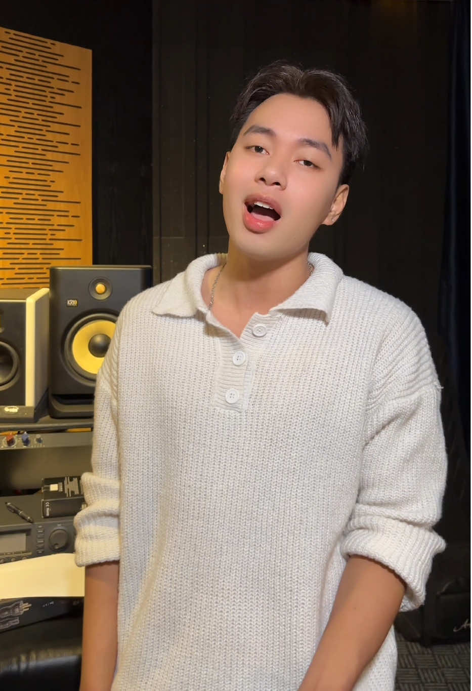 ເຈັບບໍ່ເຄີຍຈຳ Noy-Pingko#miraclemusic #ເຈັບບໍ່ເຄີຍຈຳ @🎙️Phayu Thilasath🎸🎤 @Phongsak Dengpaseuth @Pingko Phsw #creatorsearchinsights 