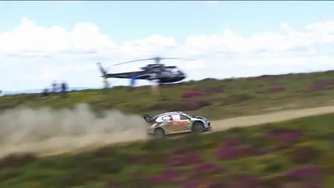 The 2025 WRC Portugal Rally came to a close with intense competition. Ogier claimed the championship title for the seventh time at this event. Tänak finished as the runner-up, 8.7 seconds behind, while Rovanperä secured the third place, 12.2 seconds behind.#wrcrallye 