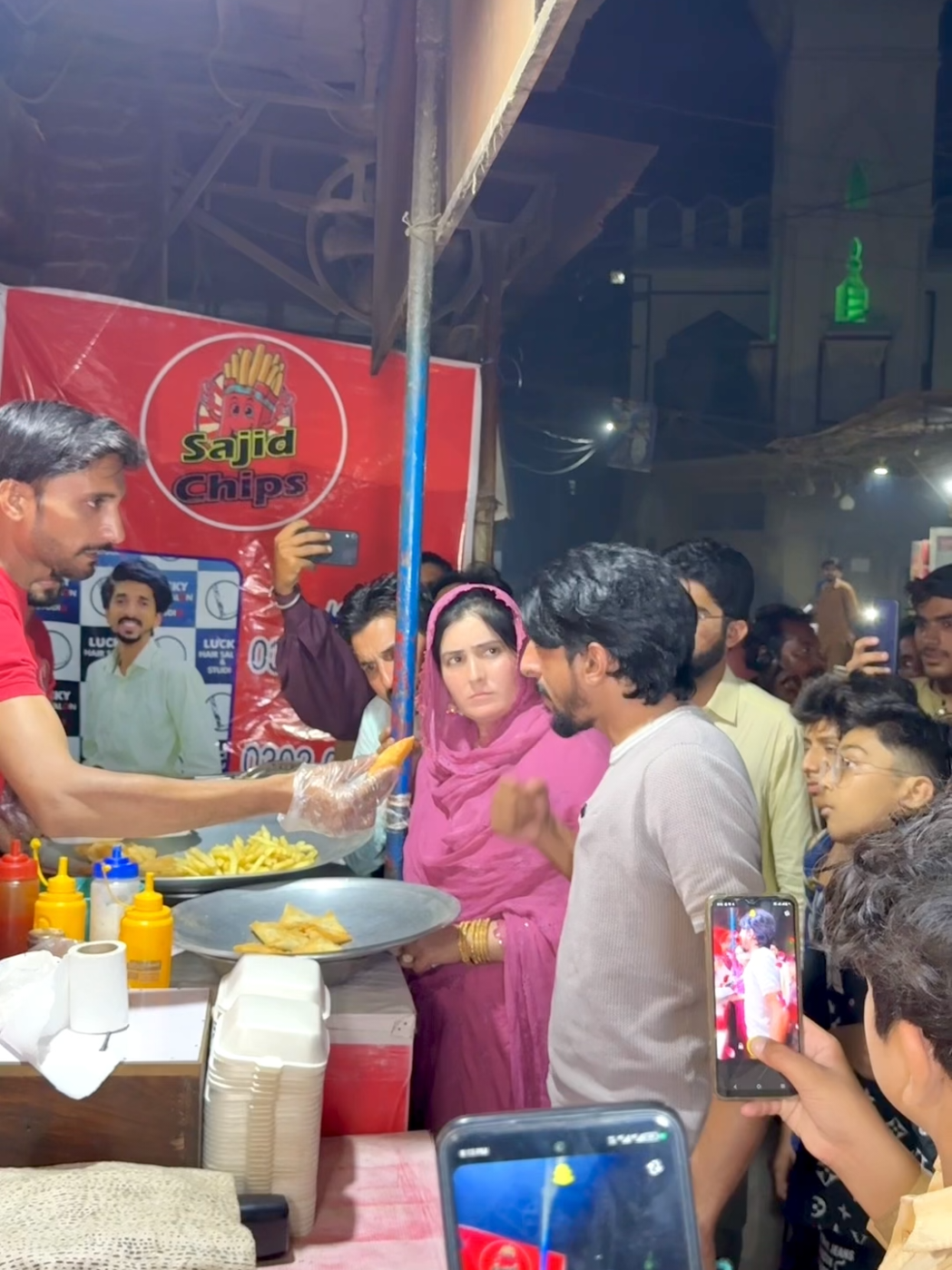 chips wale ke sath prank 😂 wait for end 🤣 #nazimofficial11 #🤣 #entertainment #prankvideo #😂 