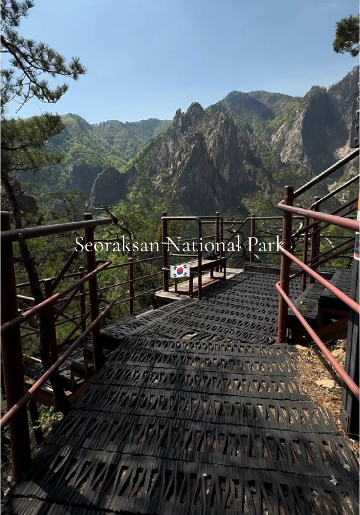 📍Seoraksan National Park, South Korea 🇰🇷 While we were in South Korea, we took a day trip to the stunning Seoraksan National Park — just a few hours from Seoul! The park is free to enter and offers countless hiking trails, but we chose the Towangseong Falls route, and it did not disappoint. Towering cliffs, lush forests, and one of the most breathtaking views I’ve ever seen — this hike was unforgettable 🇰🇷⛰️❤️ #seoraksan #southkorea #hike #mountains #backpa  #creatorsearchinsights 
