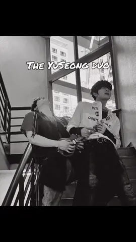 250519 YUSEONG Fun fact: They were the visual rival in Hanlim🐶🐰 this underrated minamz. they both have a soft manly face but very cutesy act. Don't be fooled as they can be fatal too🫠🫠😍 #hanyujin #moonseonghyun #한유진 #문성현 #zb1 #제베원 #인기가요 #인기가요엠씨 #유리성 #유성 