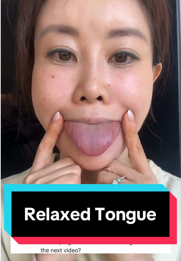 Your tongue has width and shape—and learning to control that helps reduce strain in the mouth, jaw, and even neck! #KokoFaceYoga #FaceYoga #TongueAwareness #MuscleControl #FaceYoga #JawlineTips #MouthHealth