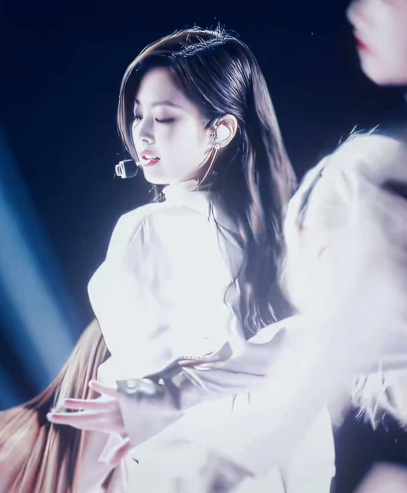 white swan #jnkhsb #jennie #jennieedit #jenniekim #jenniekimedit #aftereffects 