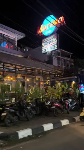 Jalan jalan malem #aqzjalanjalan #senggigi #lombok