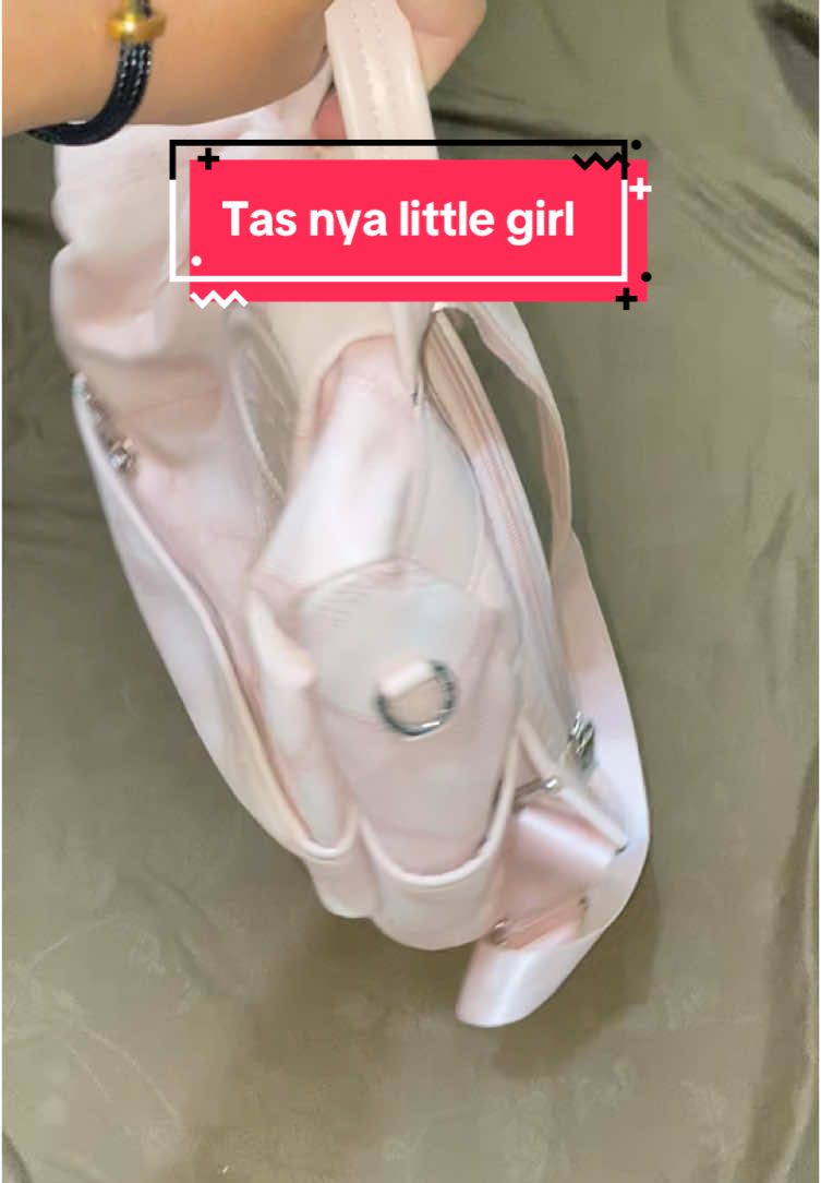 Buruan CO tasnya little girl lagi restock ini. Cepet keburu kehabisan #aqeelacalista #asmaragenz #harryvaughan #agz #jimshoney #jhladies 