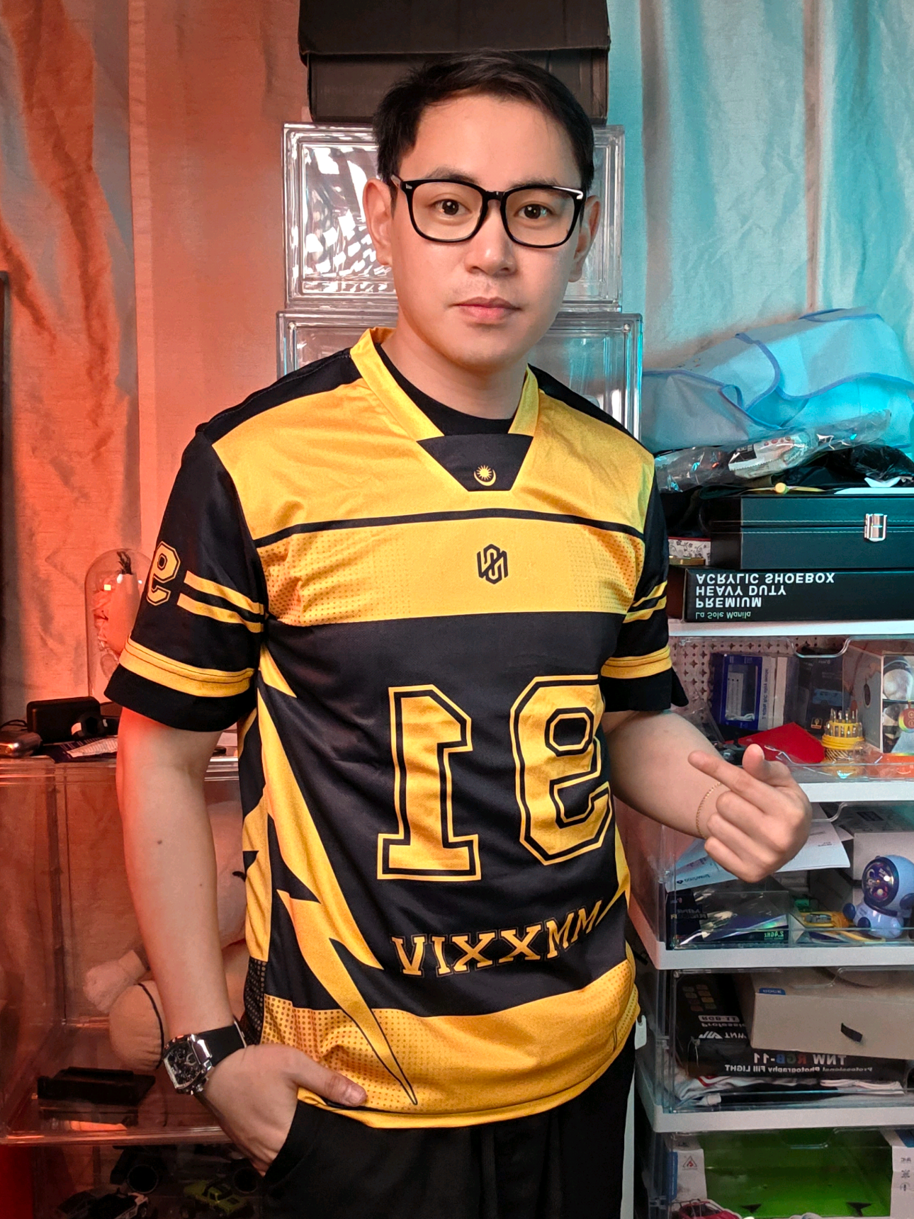 eto yung mapormang jersey shirt na solid pamorma at customizable pa #jersey #jerseyshirt #jerseyshirtformen #jerseyshirtrecommendation #shirtformen #shirtoutfitformen #mensoutfit #mensoutfitideas 