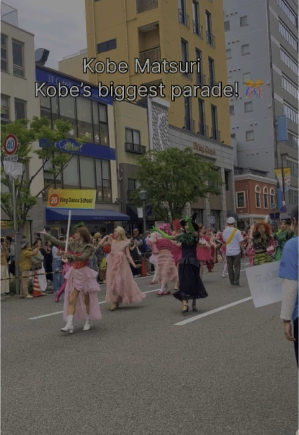 If you’re ever in Japan around May, don’t miss this festival! So much culture, music, and amazing energy from the performers.  Defini one of those moments that makes you fall in love with Japanese local festivals. 🇯🇵🎌✨  #kobematsuri #kobejapan🇯🇵 #visitkobe #japanfestival #japantravel #visitjapan #indonesianinjapan 