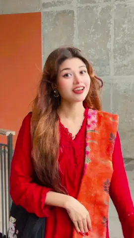 kuch to hone laga♥️#tranding #unfrezzmyaccount #viralvideo #trandingvideo #Riaakterofficial #everyone #fyp 