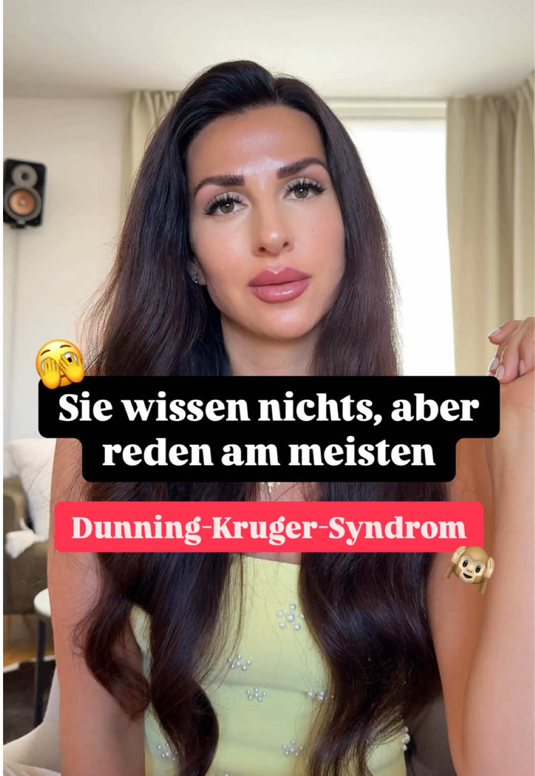 Die meisten hören auf, weil sie auf Menschen hören, die nie angefangen haben. 🫣 Du willst dich verändern, Business starten, Ernährung umstellen, was Neues wagen. Doch die ersten, die was sagen, sind die, die keine Ahnung haben.😑 Laut. Meinungsstark. Null Erfahrung. 💥Dunning-Kruger-Syndrom. Das gefährlichste Hindernis für deinen Weg sind oft nicht deine Zweifel, sondern ihre Ratschlage. 💬Hast du sowas auch schon erlebt❓ Schreib's in die Kommentare. Und Hör auf, auf die Falschen zu hören. 🔥Vertrau dir. Geh los. Zieh durch. #dunningkrugereffect #mindsetshift  #persönlichkeitsentwicklung  #growthmindset #UmfeldCheck #neuewegegehen #selbstvertrauen  #machdeinding #businessmindset 