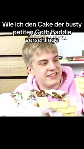 Lecker #goth #baddie #fy #meme #nebelniek #papaplatte 