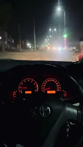 🥀  #foryoupage #fyp #viral #trending #carstatus #e140lovers #corolla #foryou #carlover #pov #night #nostalgia #mmroad #pakistan 