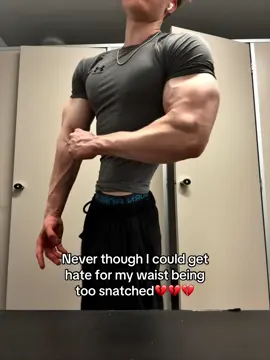 Cmon guys bodypositivity am i right #gym #training #muscle #physique #funny #lifting #workout #motivation #fyp #waist 