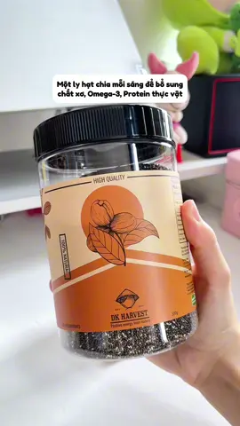 Team ăn vặt healthy đâu rồi? Hạt chia là chân ái nè! #hatchia #guthealth #proteinthucvat #dkharvest #chiaseed 