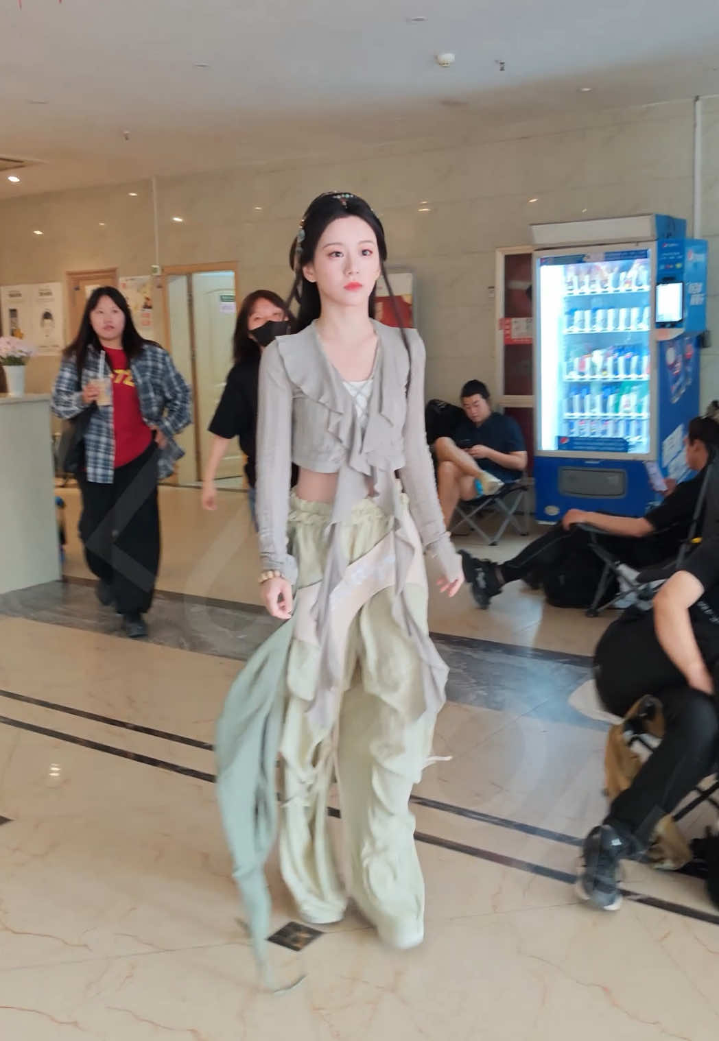 包上恩  •  Bao Shang En #星引力计划 #包持热爱 #辣妹日记 #甜妹 #辣妹 #甜辣妹 #可爱 #美女 #扭一扭 #包上恩 #baoshangen #fyp #เปาซ่างเอิน #เปาช่างเอิน 