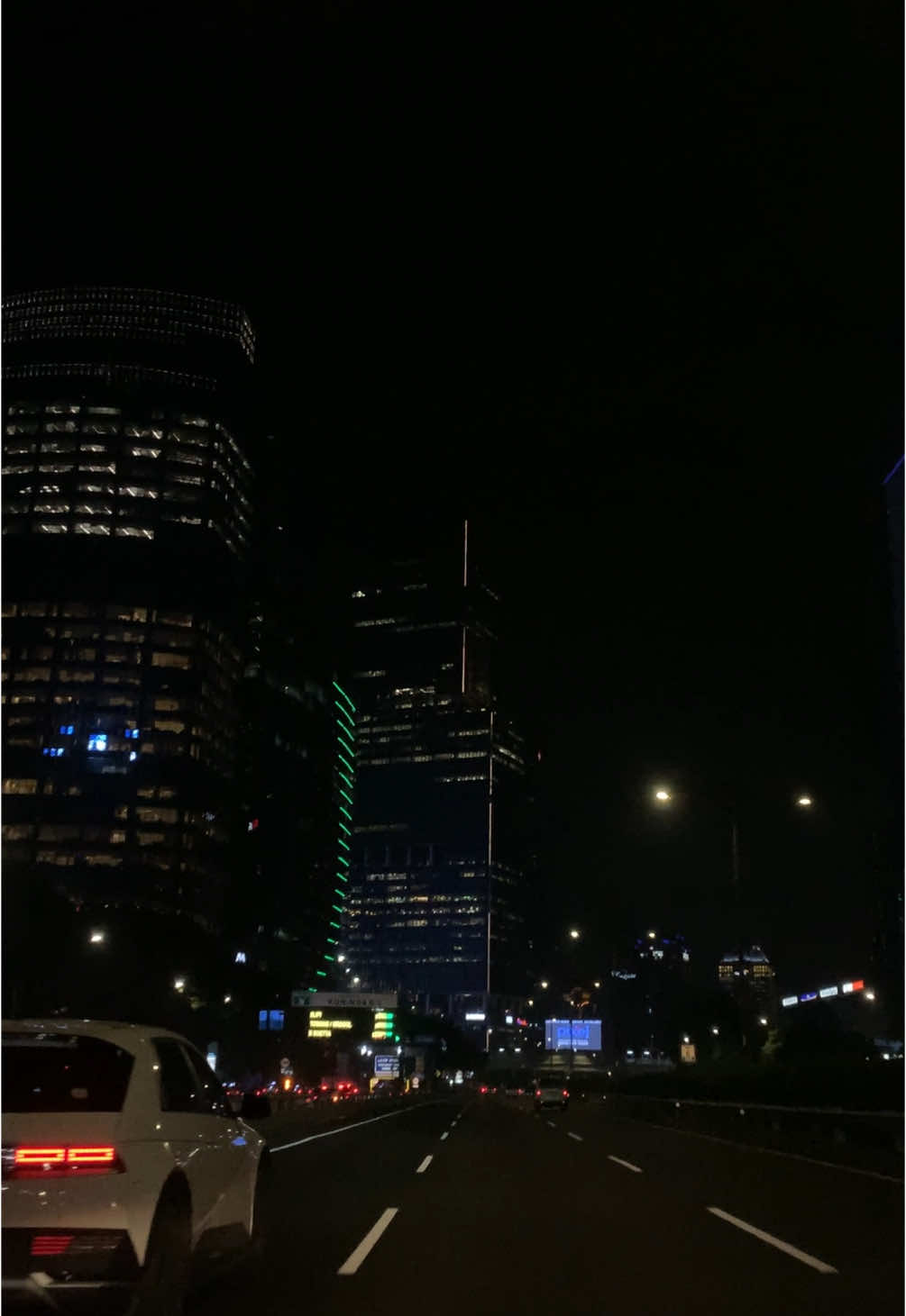 Nanti kita ke Jakarta lagi ya #jakarta #jakartamalam #jkt #jakartacity #fyp #fypage #foryou #foryoupage #4u #likes #following #follow #fypシ゚ #fypp #beranda #xybca 