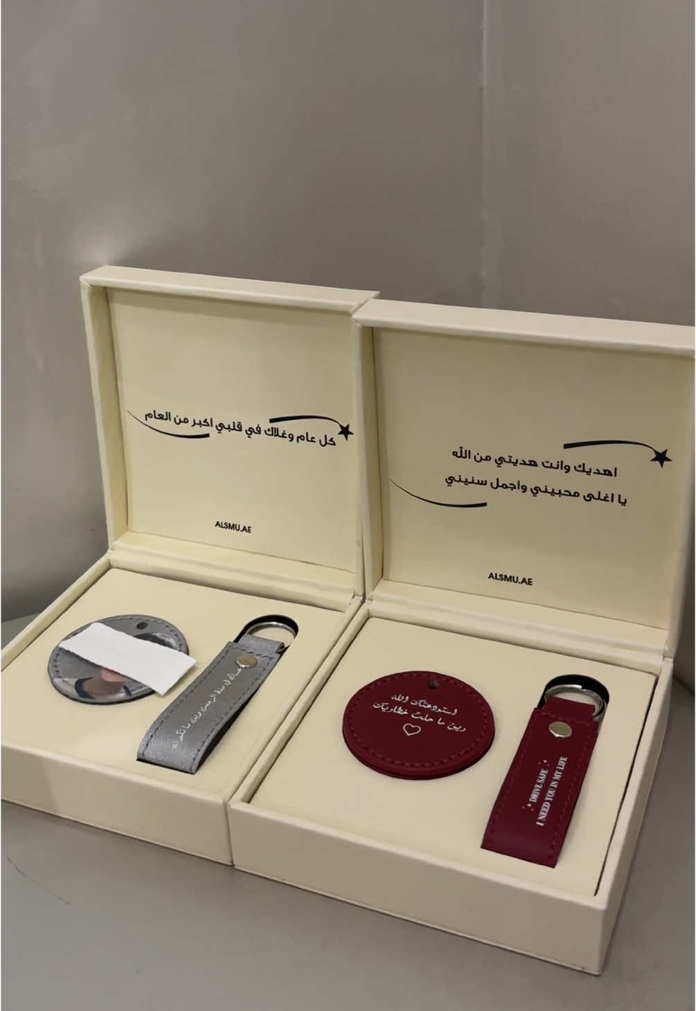 #تعليقة #تعليقات #سيارة #تعليقة_سياره #ميدالية #ميدالية_مفاتيح #ميدالية_سياره #تعلقة_جلد #جلد #هدايا #هدية #علبة #بكس 