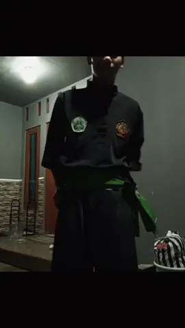 gak keliatan yak🥲#masukberanda #yourpage #GymTok #wourkoutmotivation #pagarnusa86💚🔱 #pagarnusastory #pagarnusa 