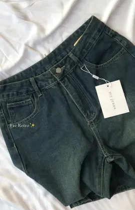 Aslinyaaa cakep bangetttt😭🤏🏻#biruretrojeans #fypage #jeanshighwaist #jeanscargo 