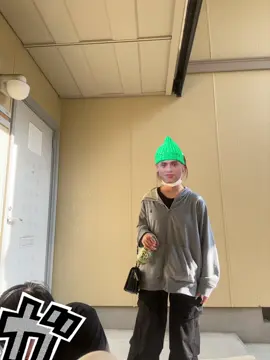 ハヤクウミニイキタイヨ タノシミスギル🫶