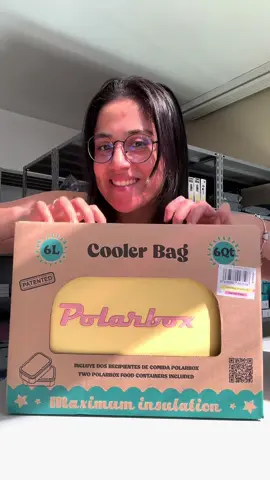 O cooler mais perfeito de todos está passando pela sua tela, esse é o cooler Polarbox de 6 litros com 2 marmitas. Gostou? Comenta eu quero que te enviamos o link! ❤️✅🔗 #fyy #cooler #verao #gelado #refrigerante #agua 