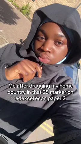 Icl time is always against us in econ💔#fyp #foryoupage #alevels #relatable #aleveleconomics #examseason 