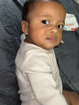 A cute video gone SO wrong lmaooooo my baby is sick of me and the face shows it 😭  #fyp 