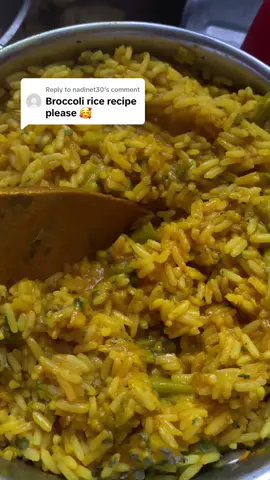 Replying to @nadinet30  My now famous broccoli rice recipe🤭 #cookingwith_gaylin #recipes #recipesoftiktok #fyp 