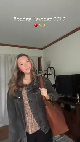 Monday Outfit as a 3rd Grade Teacher🍎✏️🫶🏼#creatorsearchinsights #fyp #teachersoftiktok #teacherootd #teachertok #outfitinspo 