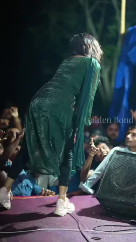 রঙ্গিলা মাইয়া দেখনারে চাইয়া নাছতাছে কেমনে কোমর দুলাইয়া  Megha মেগা #vairaldance #মেঘা #sonya7iv #goldenbond #photography #matidali_bogura #kahaloo_bogura_bangladesh #bogura #megha #danch 