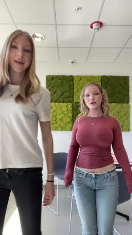 tillbaka i skolan efter 2 veckor prao 😜😜