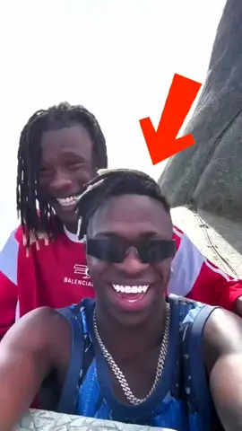 5 Fakta tentang Vinicius Junior yang tidak kalian ketahui #short #infobola #beritaterkini #sepakbola  #beritabola #informasisepakbola #ceritabola   #bola #beritaseputarsepakbola #faktabola #ligainggris #football #footballshorts #bolaindonesia #bolasepak #vinicius #vinijr #vini #realmadrid #madridista ##brasil🇧🇷 