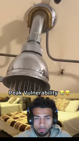 He had so much going on 😂😭 #fyp シ #snakes  #viral #blowthisup #jokes #comedy #sports #xybca