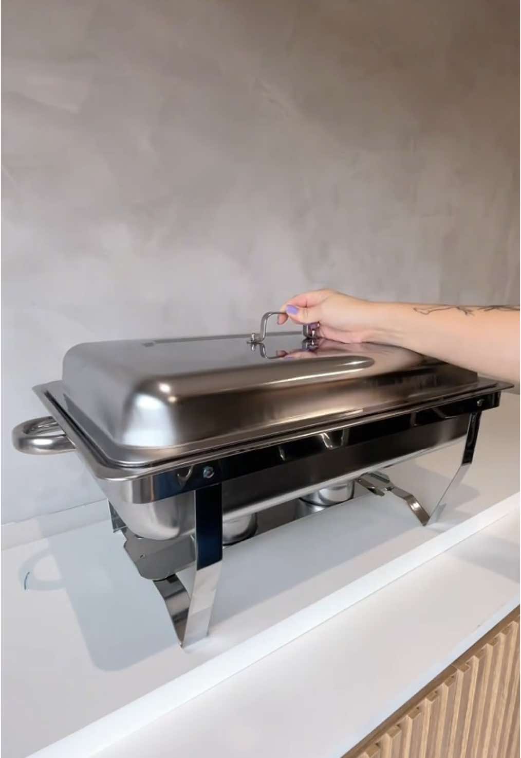 O Rechaud ajuda a manter seus alimentos aquecidos por muito mais tempo após o preparo! Ideal para quem tem um estabelecimento ou vai fazer um evento. Aproveite e adquira já o seu!! #rechaud #rechauds #buffet #brinovar #tiktokshop