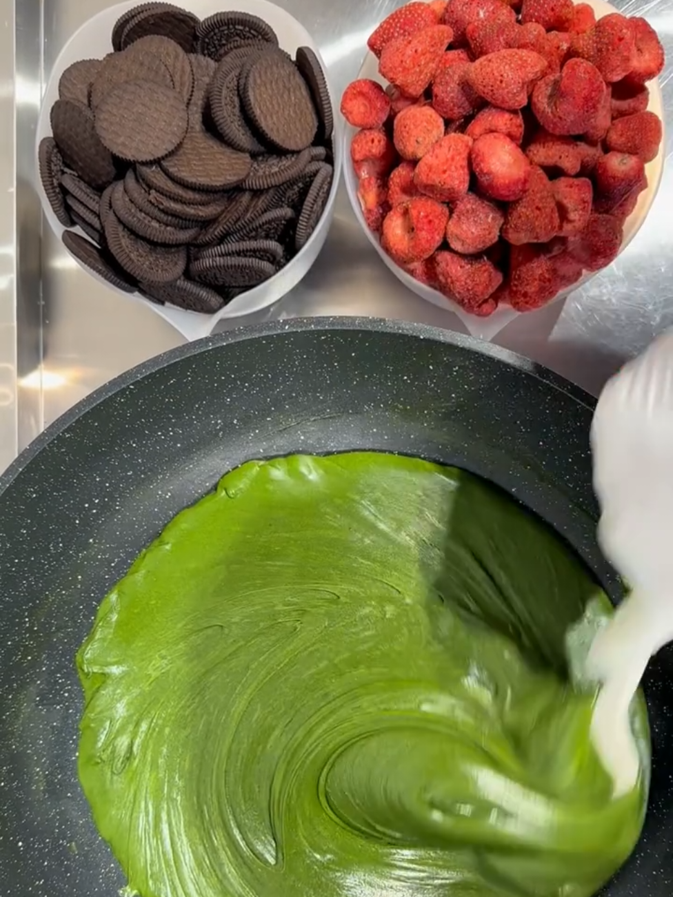 Adjective 1: 6 pounds of thick and bitter matcha grass Oreo. #snowflake #snowflakecrisps #fyp 