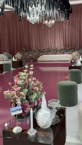 • • •  2025 vibes, freshly styled ✨ . . . . . #تنسيق_حفلات #الرياض #العمارية #الرمال #قاعة #قاعات #قاعات_الرياض #منتجع #منتجعات #زواج #تنسيقات #حفلة #اكسبلور #ترند #شبكة #كوش #كوشات #شاليه #حفلات #السعودية #مصورات_عرايس #عقد_قران #مصورات_الرياض #زواجات #explore #اكسبلور 