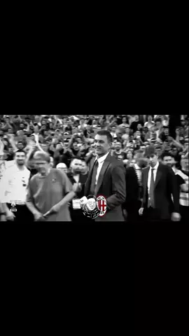 The only solution to fix the team #casablanca #fcbarcelona #brahimdiaz #acmilan1899 #ميلان #ilyaselmaliki #morocco #فورزا_ميلان🖤❤️ 