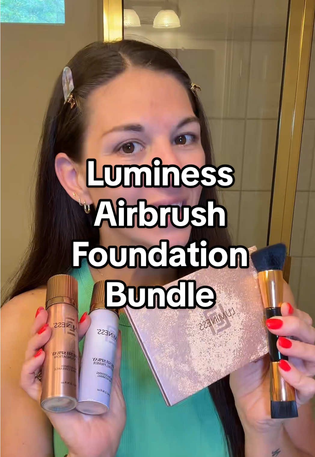 I would have never expected an airbrush foundation to be SO FLAWLESS, but this bundle from @LUMINESS is amazingggggg 🤩🤩🤩 #luminess #airbrushmakeup #airbrushfoundation #FlawlessFoundation #makeupbundle #makeuppallet #luminesscosmetics #airbrushfoundationreview #makeupreview #beautyproducts #makeupproducts #makeupworthbuying #luminessairbrushfoundation #flawlessskin #beautyhacks #musthaves #musthavemakeup 