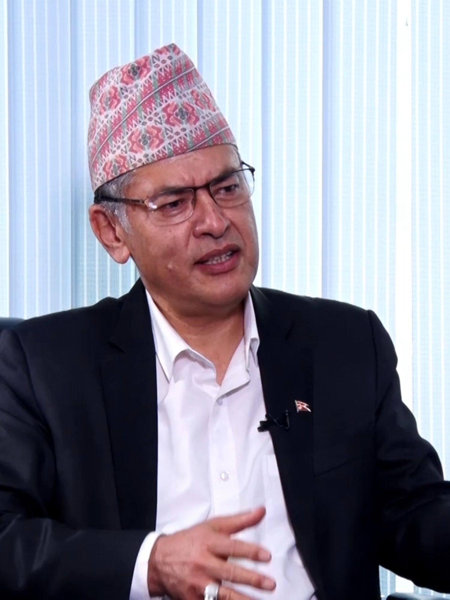 हितेन्द्र शाक्यलाई ओलीको सालो भनेपछि खैलाबैला #hitendradevshakya #rishidhamala #janatajannachahanchhan #primetimeshd #primetimestelevision