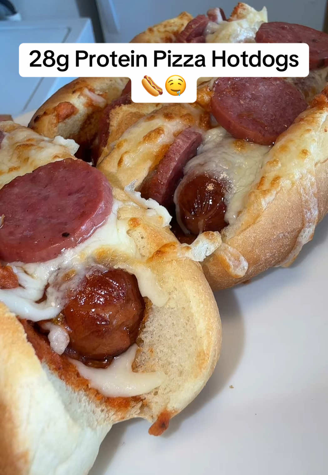 These are soo good 🤤🤤#proteinseasoning #proteinpacked #gymbros #gymratsonly #hotdogs 