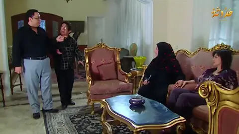 عايزهم يستأذنوا منه علشان يخشّوا بيته ويشوفوا بنتهم، ومراته مستغربة منه ومن حركاته الغريبة دي • اقوى مقاطع مسلسل #العار #مصطفى_شعبان #أحمد_رزق #حسن_حسني #علا_غانم #شريف_سلامة
