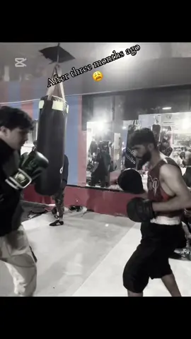 هلکانو دری میاشتی بعد تمرین تاسی اوایی سومره خه یم او لګ وزن مو حم اغیستی😁😩#BOXINGforyuotrick🥀🥀 #unfreezemyacount #پشتون_تاجیک_هزاره_ازبک_زنده_باد🇦🇫 #AFGHAN#foryoupageシforyou @꧁𓊈𒆜🅼🆄🆂🆃🅰🅵🅰𒆜𓊉꧂ @Obaid-khpalwak @Jabar 💎06 @Obaid Ullah @𓆩𝓮𝓵𝓱𝓪𝓂𓆪 #
