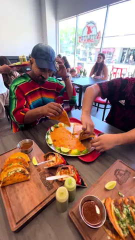 #antojitoslocosfl #birria #foryouage #viral #viralvideo #Meme #MemeCut #trending #tacos 