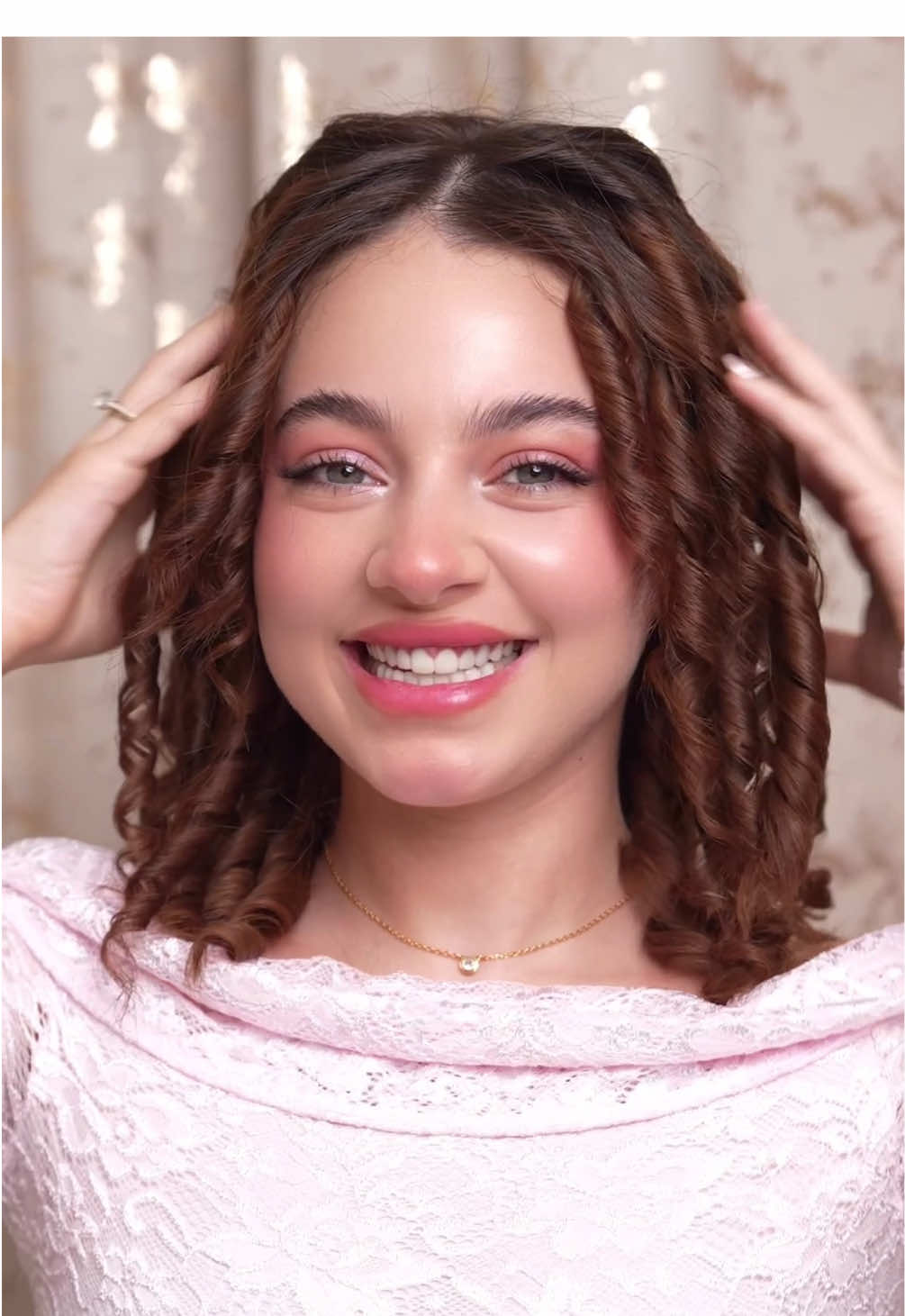 شو أكتر تسريحة كنتو تحبوها؟ ✨ @Garnier UAE @Garnier KSA #haircare #ultradoux #garnier #hairstyling