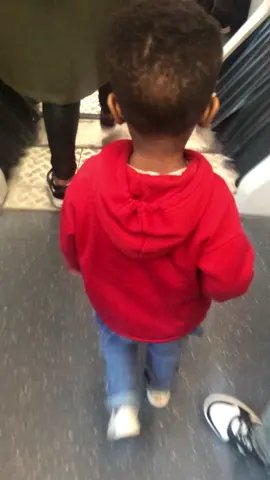 “Hello guys”🤣 Every chance he gets he greets 🤣