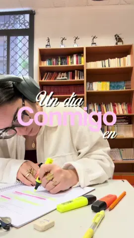 No estudio 12h diarias pero si desayuno café con apuntes  . . #studyvlog, #studymotivation, #productivity, #studywithme, #collegelife #foryoupage #bioquímica 