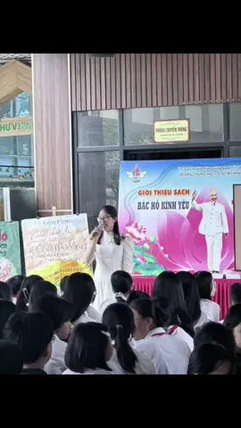 Cô dạy lịch sử hay nhất thcsmd1- GVCN a10 với quy tắc 5giây của cô khiến ai cx ph im lặng#thcsmd1 #xh #fyp #viral 