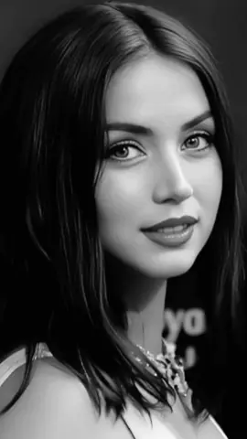 پێی وتم بێ سودە هەوڵت تاکو ماوی جێگەتە، تازە لەم پێچ و خەمی زوڵفە نەجاتت زەحمەتە…🤍#foryou #foryoupage #fyp #karimkaban #kurdistan #slemani #hawler #karkuk 